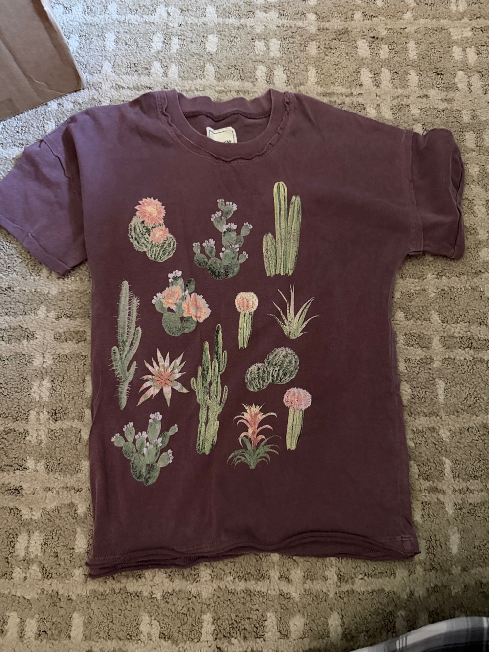 Girls modish Rebel Shirt Size Small
Excellent condition